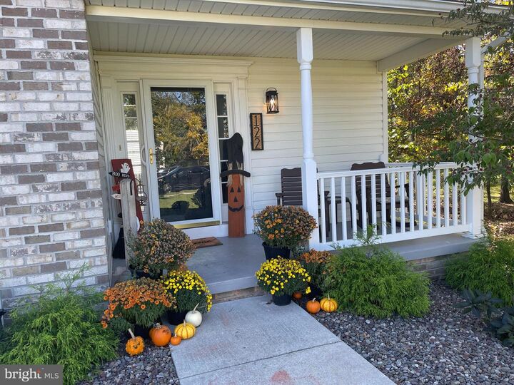 Property Photo: 122 South Avenue PA 17325