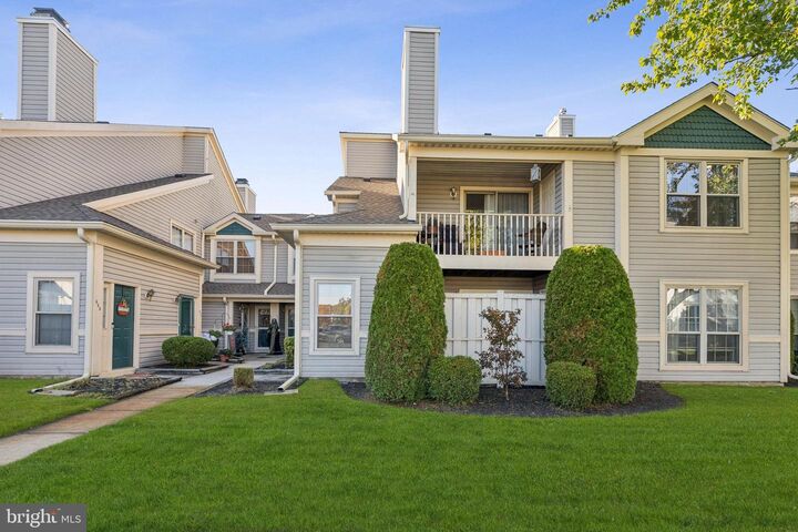 Property Photo:  652 Steeplechase Court  NJ 08096 