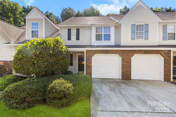 8144 Christmas Court  Charlotte NC 28216 photo