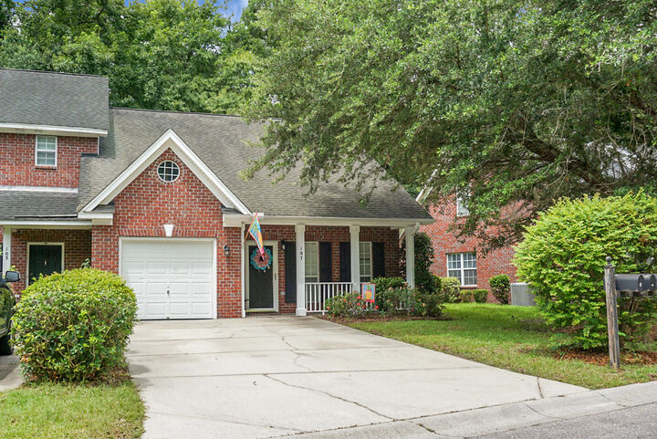 Property Photo:  107 Walden Ridge Way Way  SC 29485