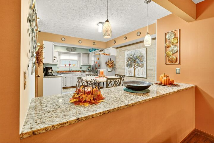 Property Photo:  3163 Griggsview Court  OH 43221 