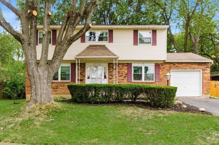 Property Photo: 2900 Ronda Road OH 43232
