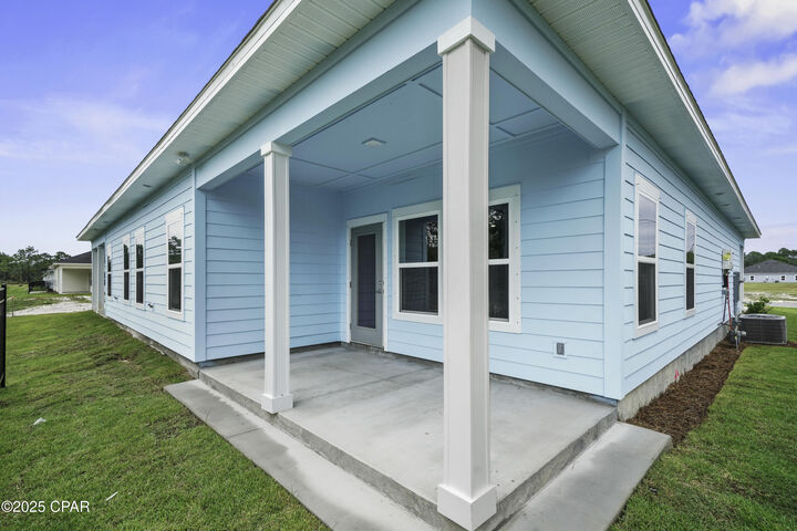 Property Photo: 290 Arazzo Way 1 FL 32456