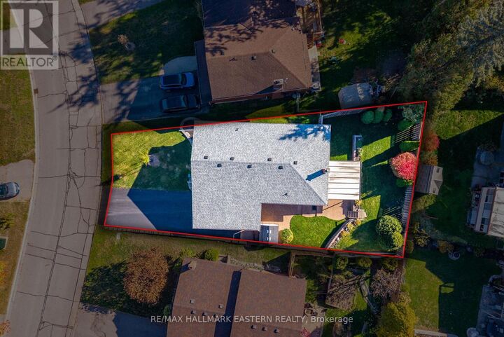 Property Photo: 1275 Hopewell Avenue ON K9H 6T2