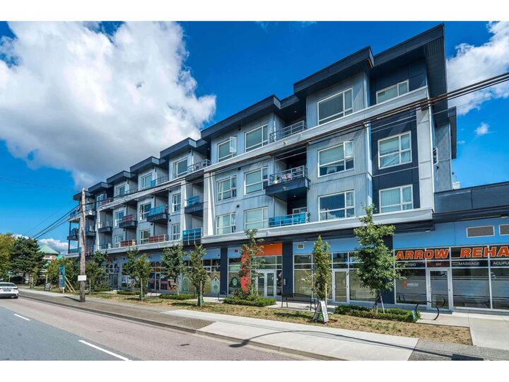 Photo de la propriété: 8496 120 Street 213 BC V3W 3N5