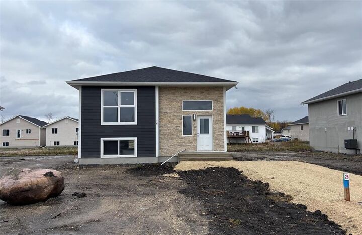 26 Westgrove Crescent  Kleefeld MB R0A 0V2 photo
