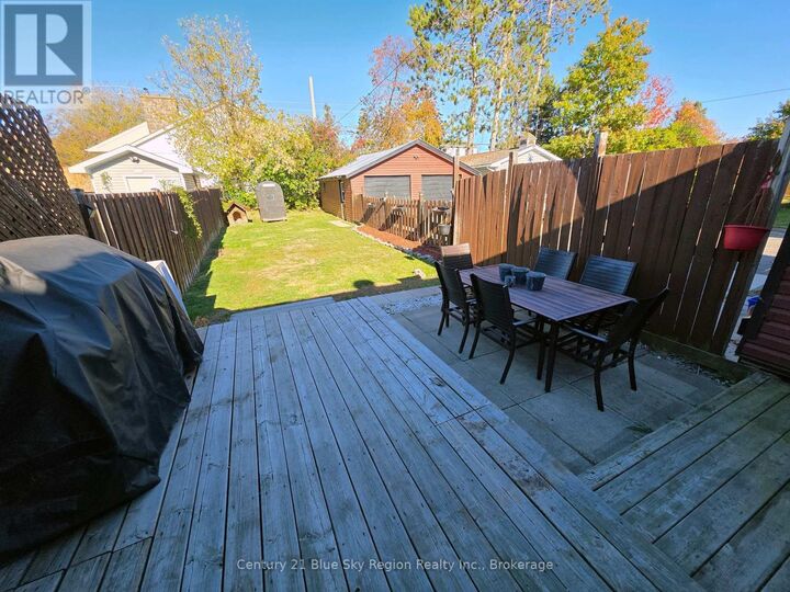 Property Photo:  1376 Copeland Street  ON P1B 3G3