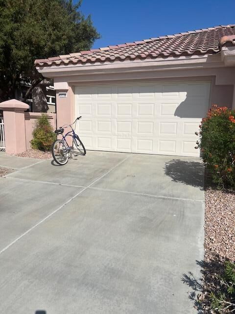Property Photo: 37736 Breeze Way CA 92211