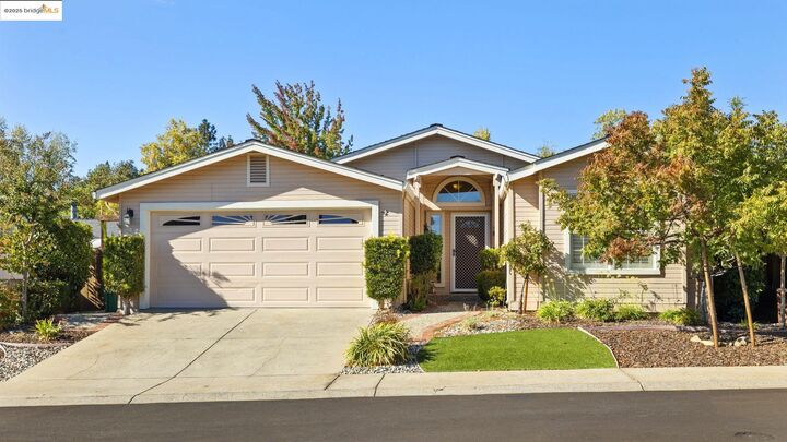 12700 Red Maple 42  Sonora CA 95370 photo