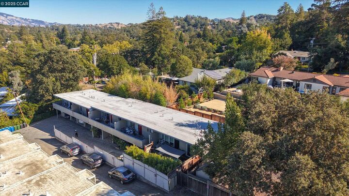 Property Photo: 891 Bell Street CA 94549