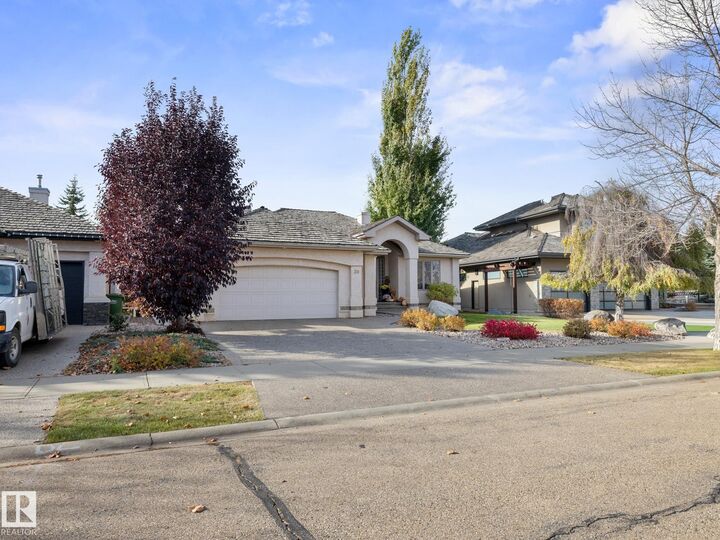 Property Photo: 30 Kingsbury Crescent AB T8N 6W6