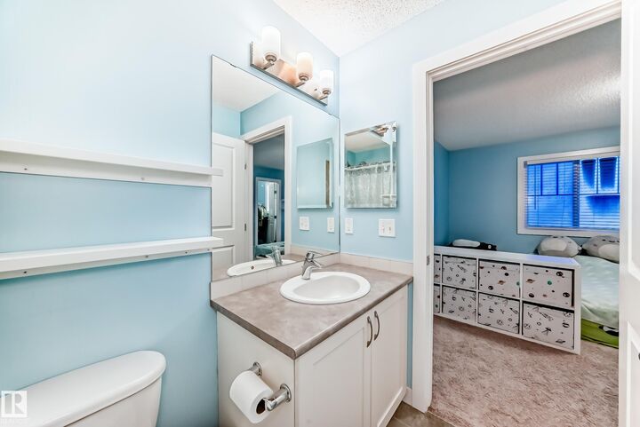 Property Photo: 165 Cy Becker Boulevard NW 49 AB T5Y 3R4