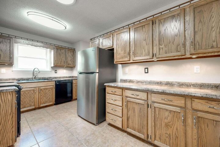 Property Photo: 176 Hunters Run Circle NW TN 37312
