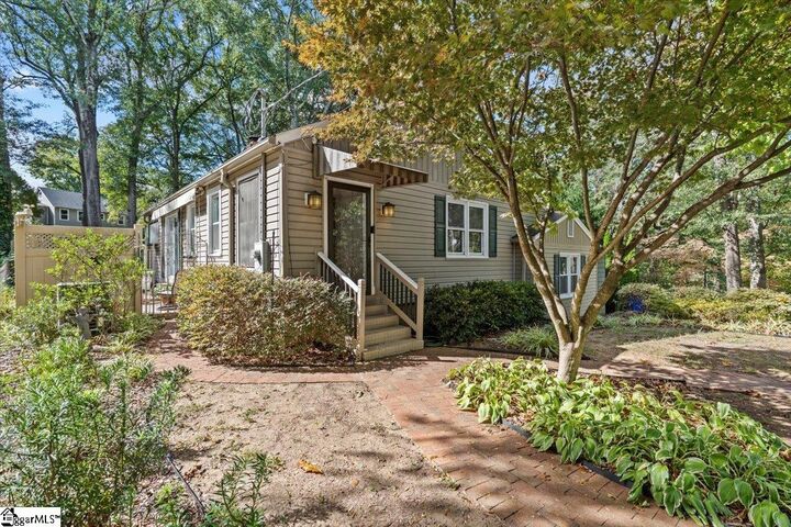 Property Photo: 43 Kirkwood Lane SC 29607