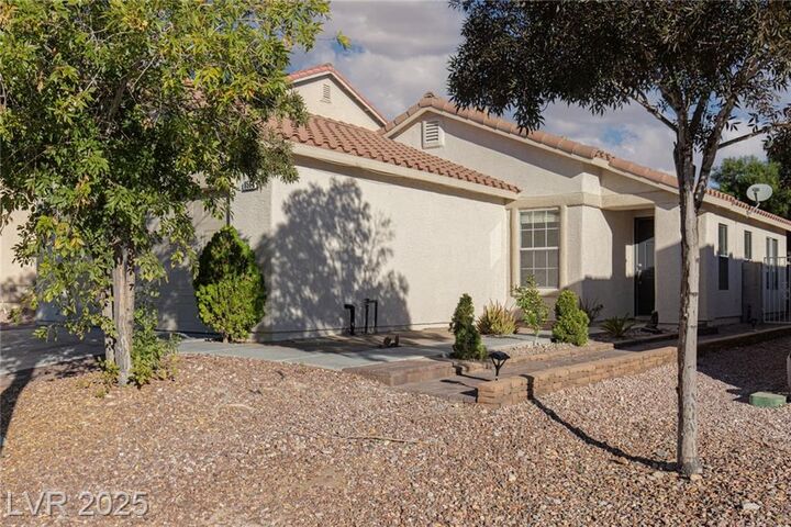 Property Photo: 8564 Shady Pines Drive NV 89143