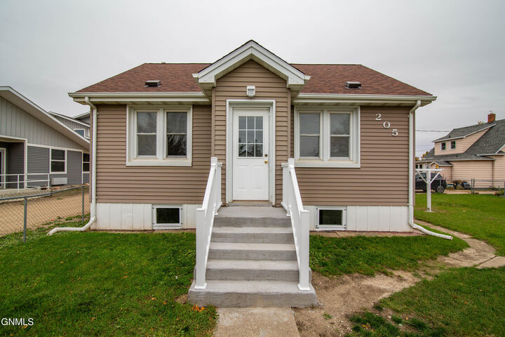 Property Photo: 205 3rd Street NE ND 58545