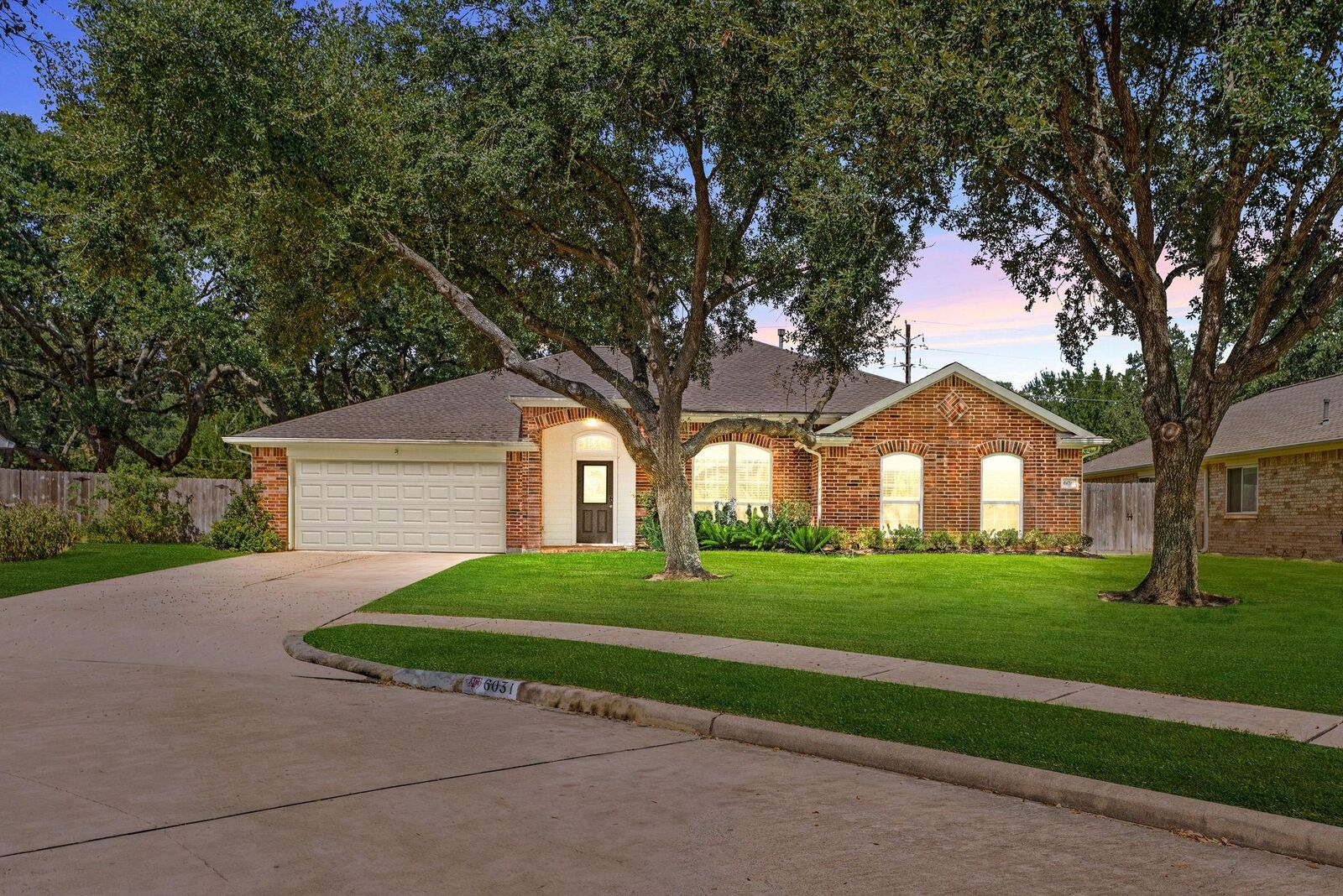 Property Photo: 6031 Whispering Lakes Drive TX 77493