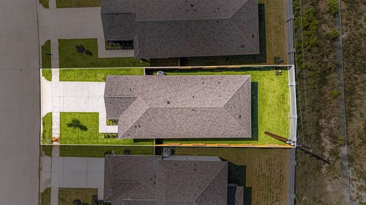 Property Photo: 2550 Cactus Ranch Lane TX 77532