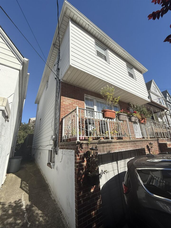 Property Photo:  145 West 29th St  NJ 07002