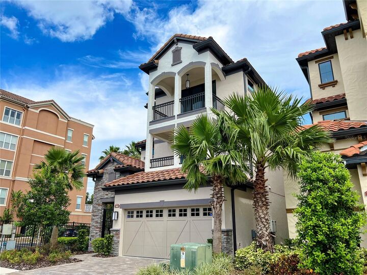 Property Photo: 7665 Toscana Boulevard FL 32819
