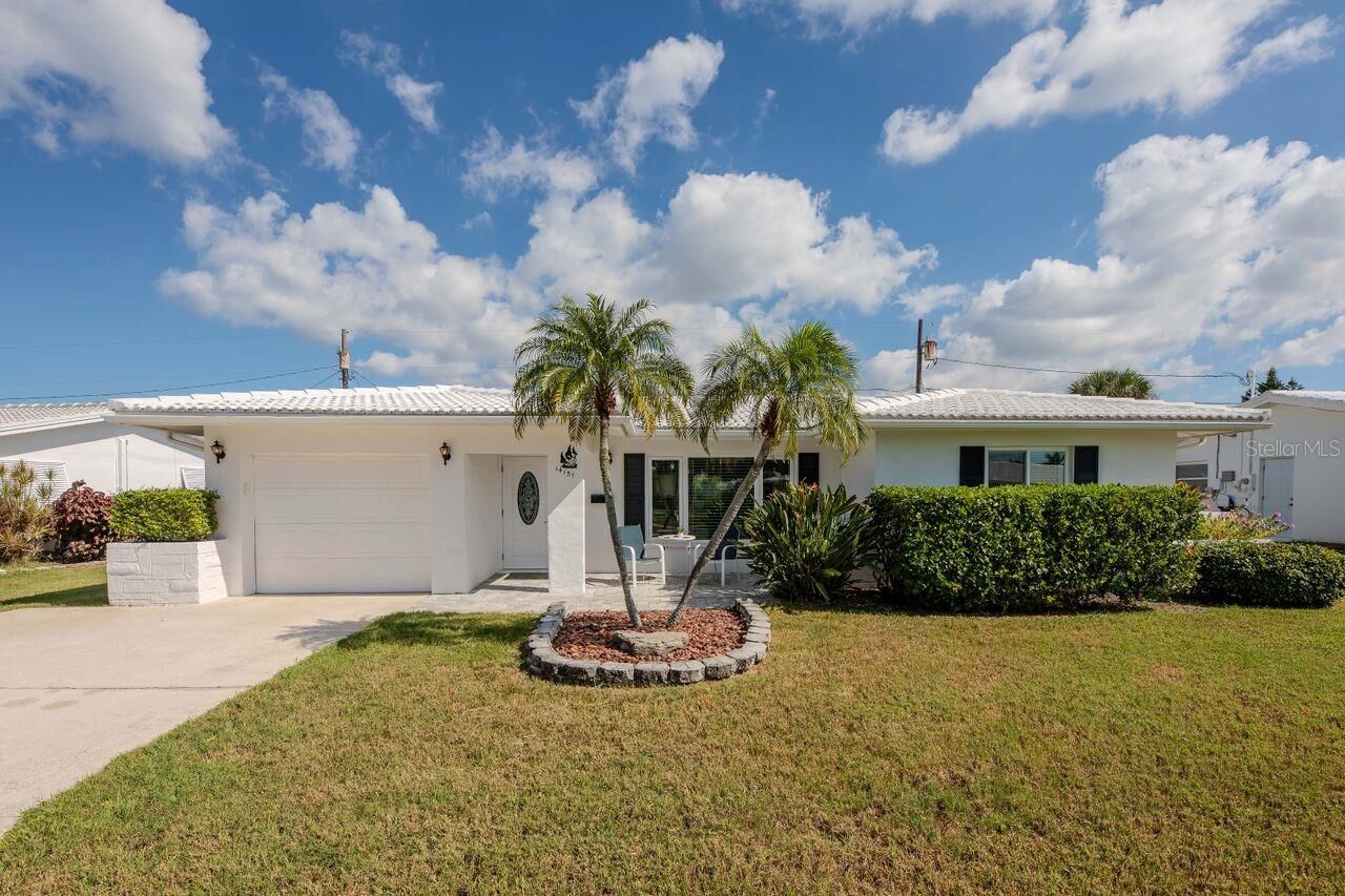 Property Photo: 14157 87th Avenue N FL 33776