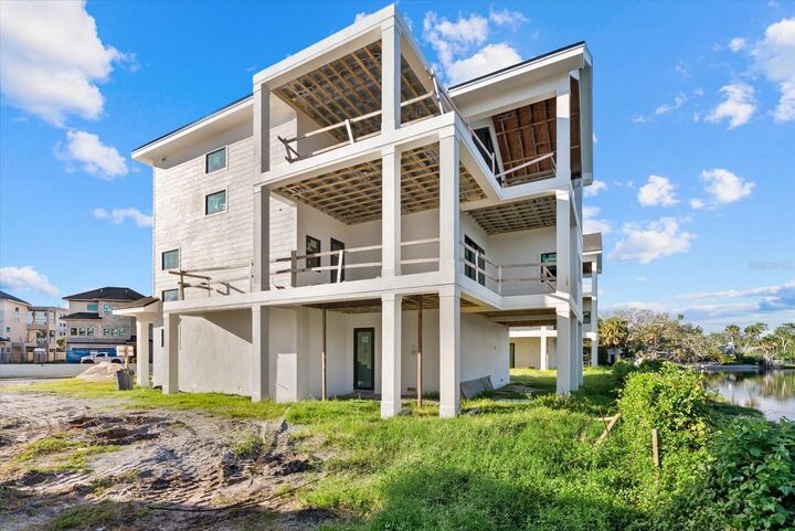 Property Photo:  6913 Bochi Circle  FL 34242