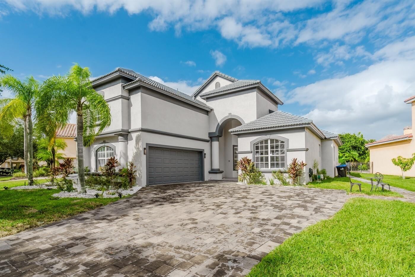 Property Photo: 1361 Whitney Isles Drive FL 34786