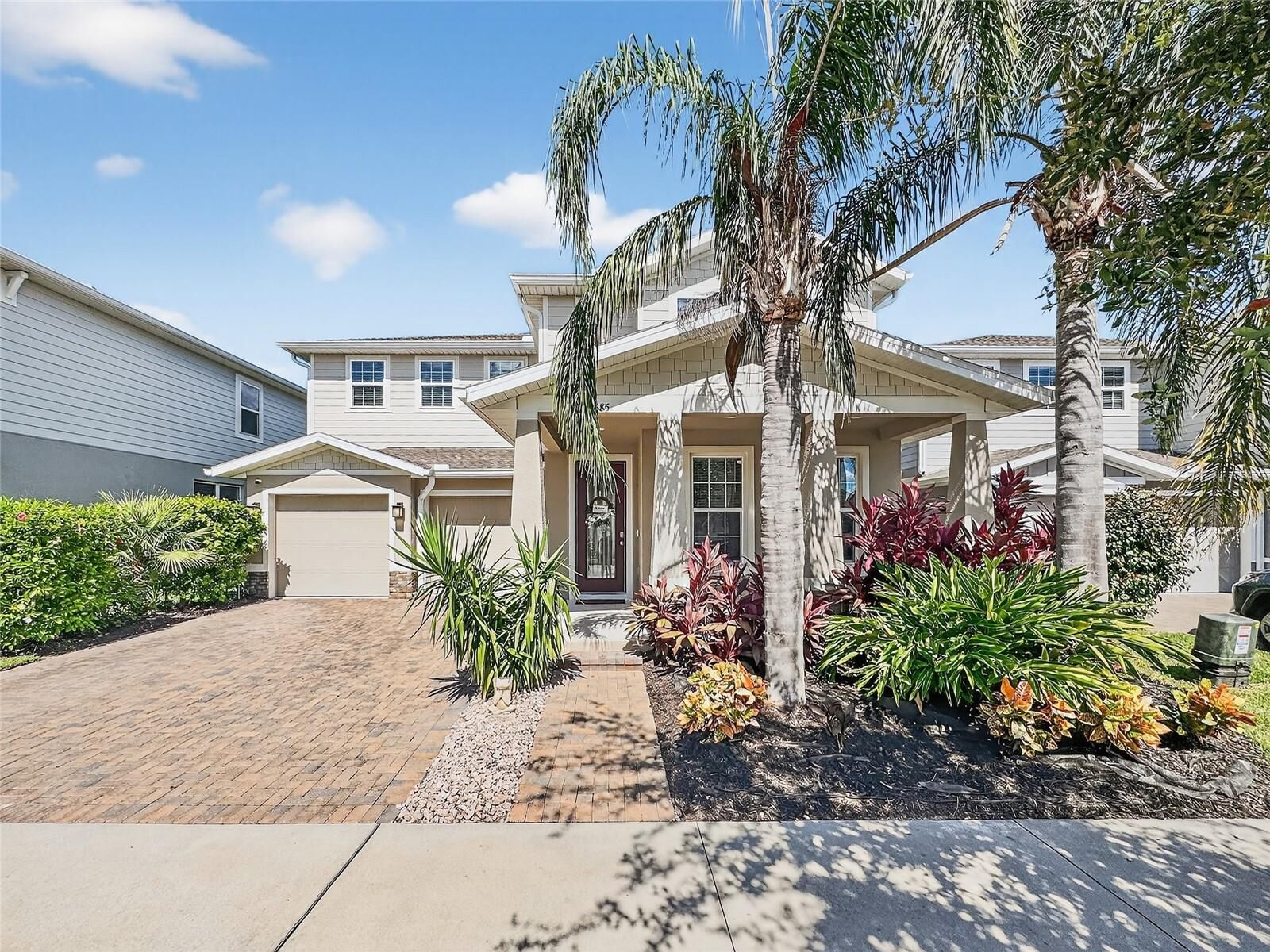 Property Photo:  5685 Surprise Lily Drive  FL 34787 