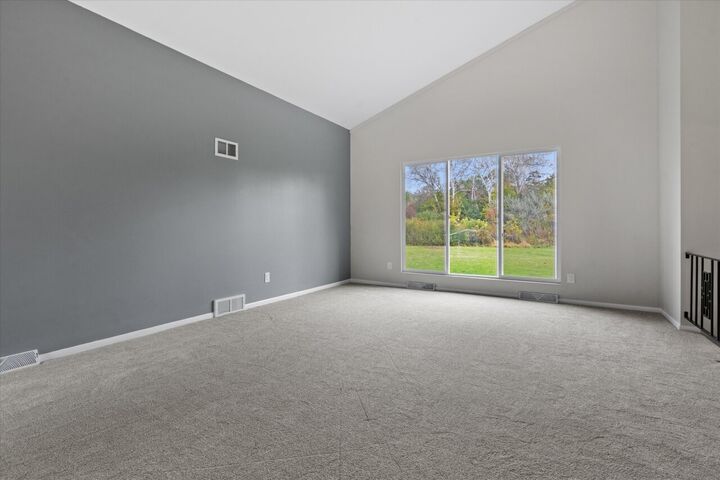 Property Photo:  12619 N River Forest Cir  WI 53092 