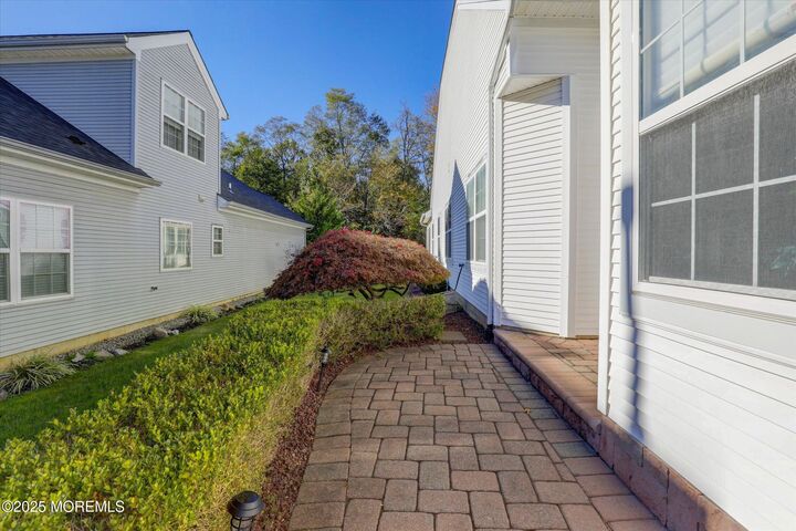 Property Photo: 9 Gainsborough Court NJ 07726