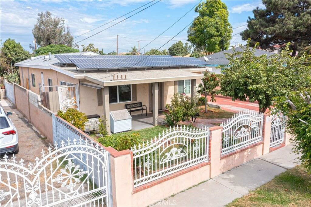Property Photo: 5405 W 4th CA 92703