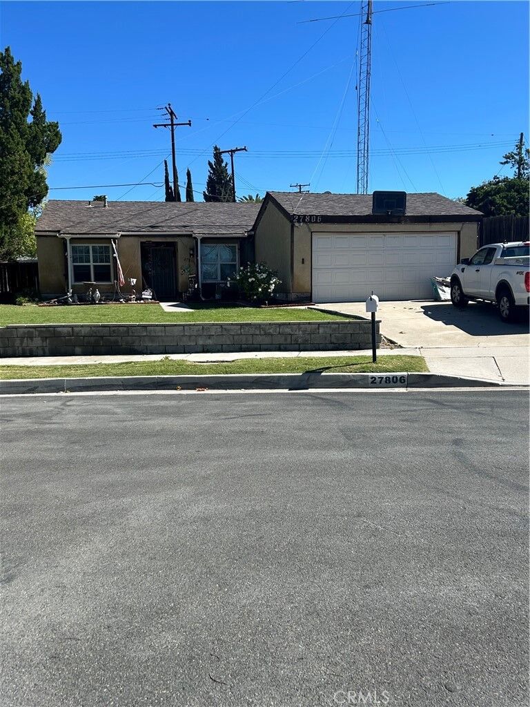 Property Photo: 27806 Meadowcreek CA 91351