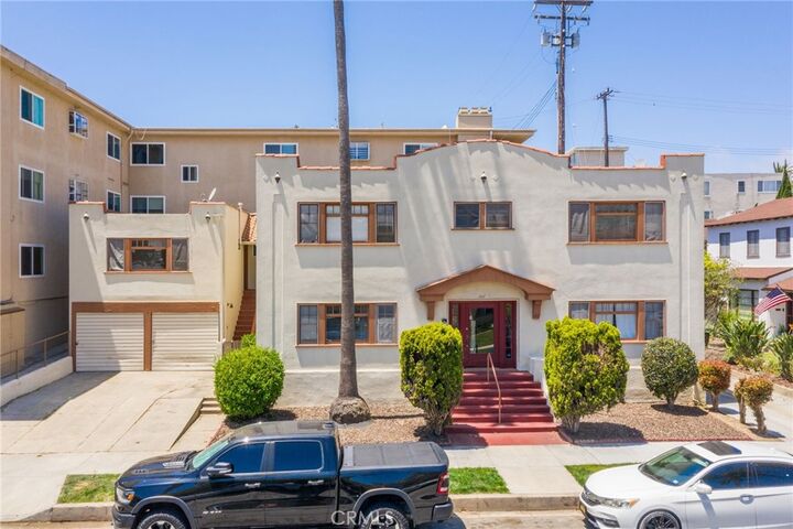 Property Photo:  207 Mira Mar Avenue  CA 90803 