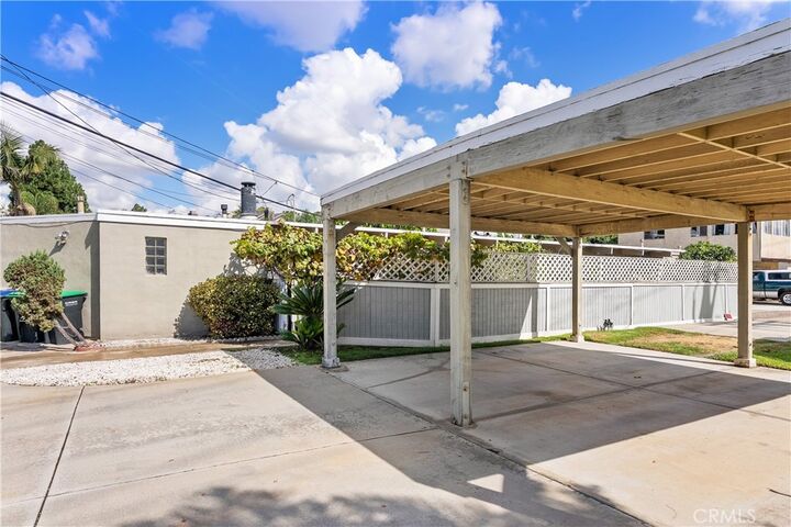 Property Photo:  1124 Victoria Street A  CA 92627 