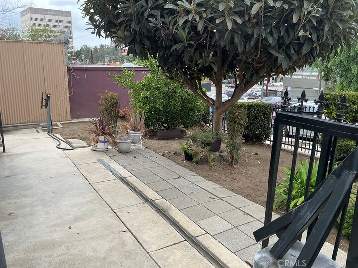 Property Photo: 1414 Lake Shore CA 90026