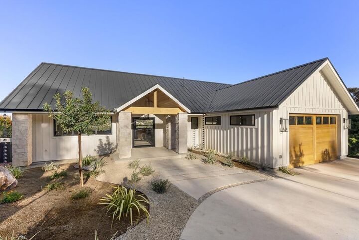 Property Photo: 3920 Holly Brae CA 92008