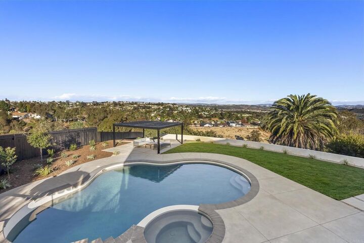 Property Photo:  3920 Holly Brae  CA 92008 