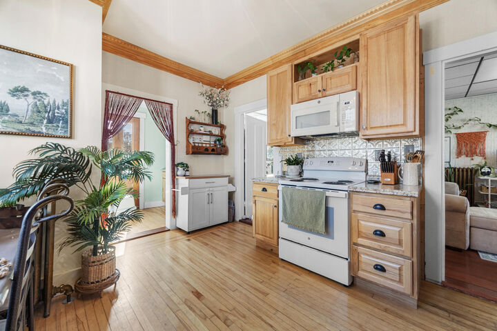 Property Photo:  8 Cottage Street  ME 04658 