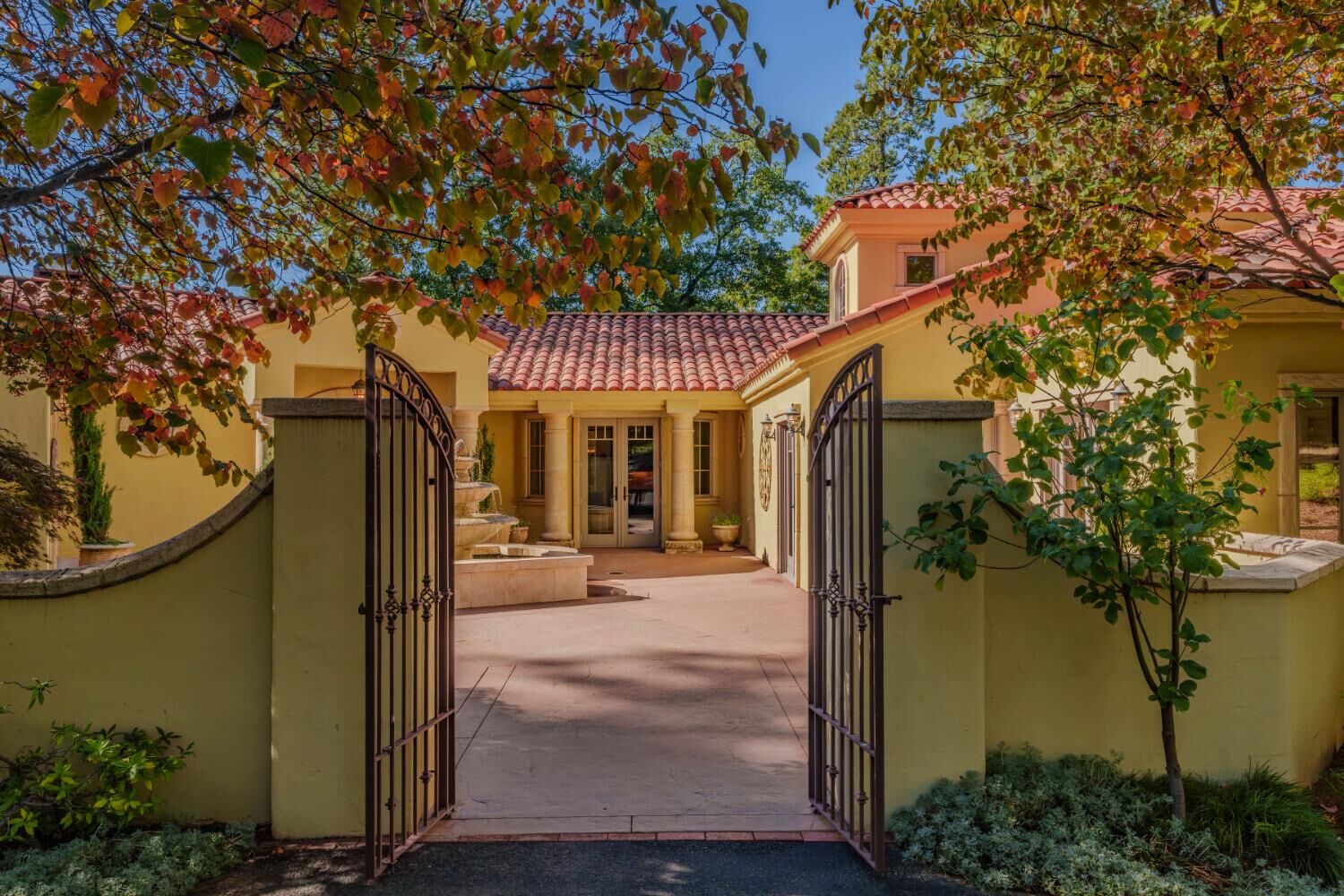 Property Photo:  4581 Highway 4  CA 95247 