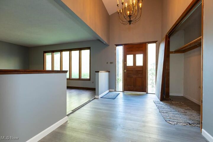 Property Photo: 19121 Brewster Road OH 44202