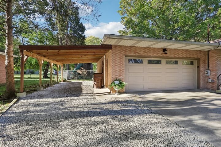 Property Photo: 1964 Woodley Boulevard OH 44319