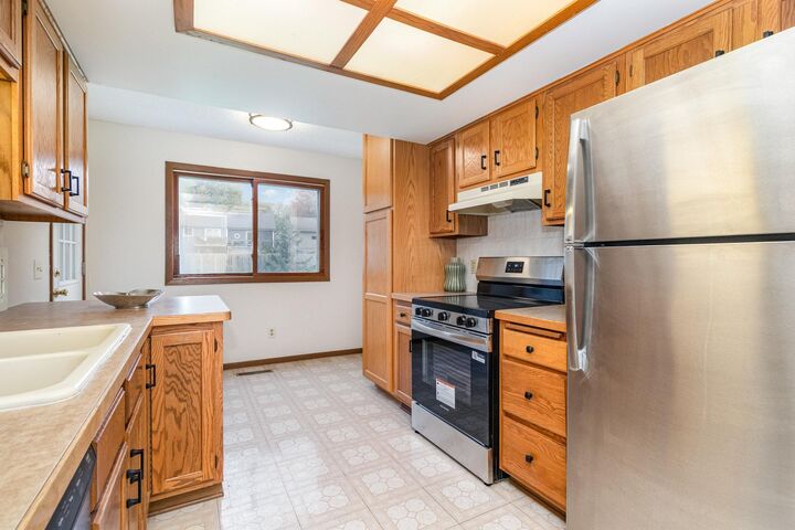 Property Photo:  6237 Magda Drive A  MN 55369 