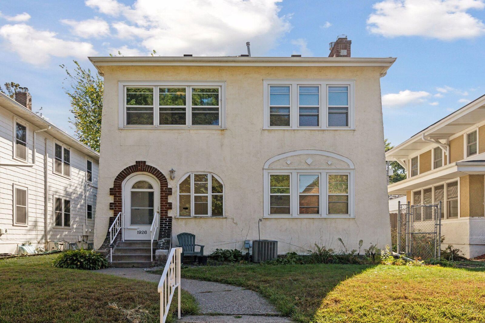 Property Photo: 1926 Saint Clair Avenue MN 55105