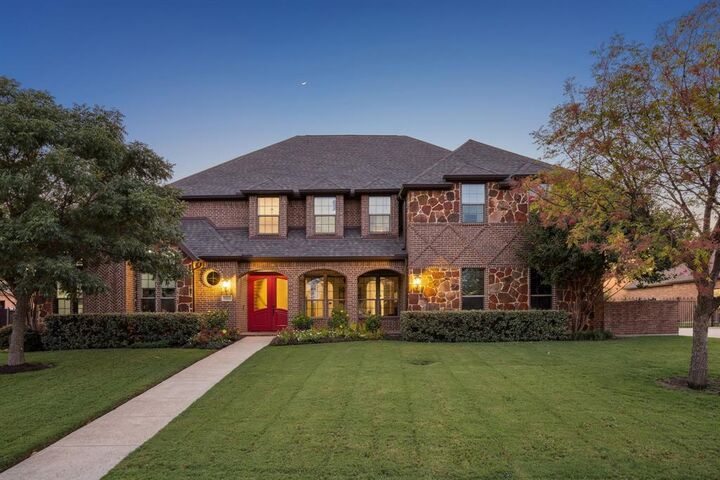 Property Photo: 6112 Emmas Court TX 76034