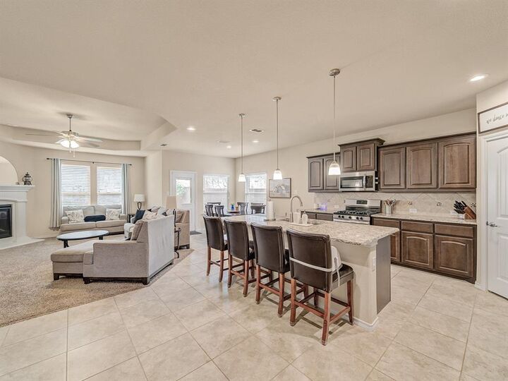 Property Photo: 9201 Bronze Meadow Drive TX 76131