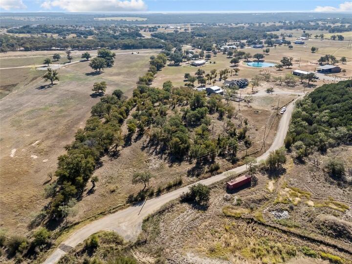 Property Photo: 1005 Carter Road TX 76067