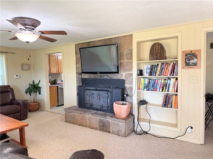 Property Photo: 1009 County Road 2530 AR 72846