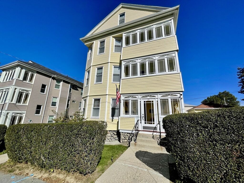 Property Photo: 21 Watson Ave. 2 MA 01606