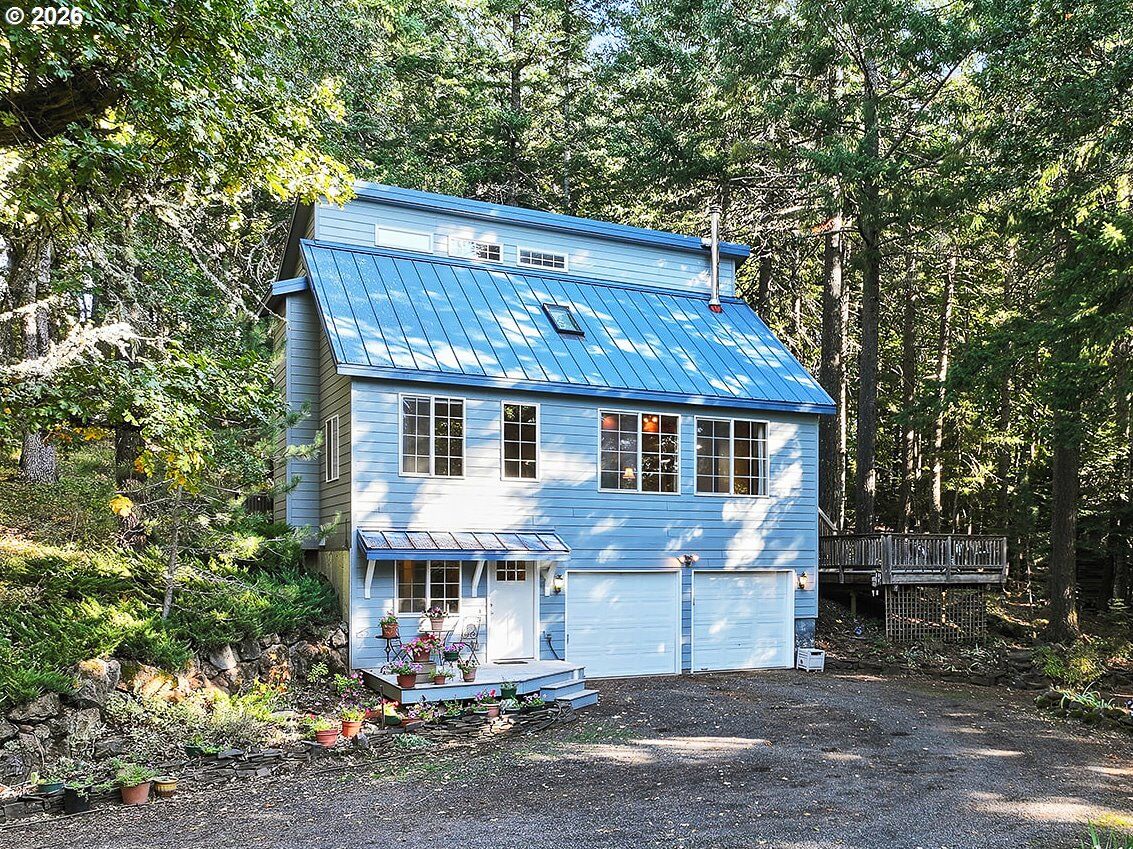 Property Photo:  80 Echo Glen Rd  WA 98672 