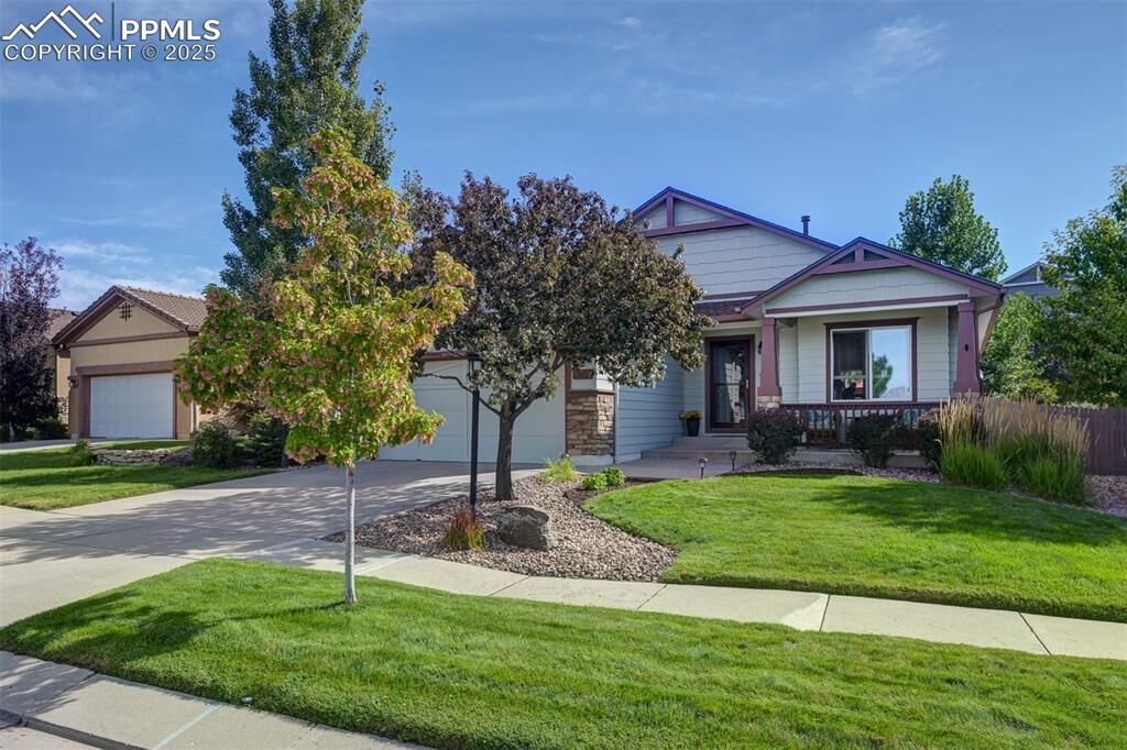 Property Photo:  9571 Sycamore Glen Trail  CO 80920 